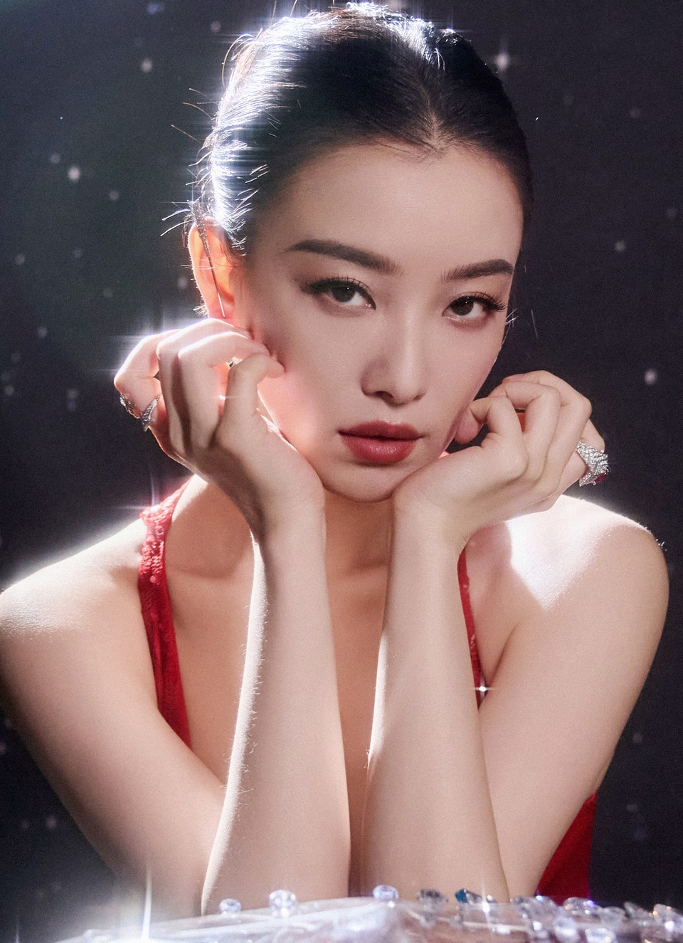 倪妮红是信号亦为焦点 自信宣告全部热烈  第10张