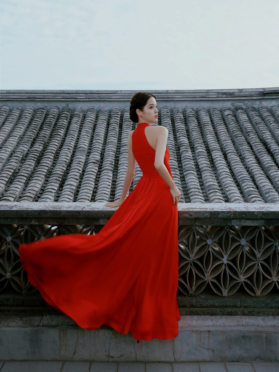 欧阳娜娜明媚热烈灿烂耀眼 迎来更多不期而遇的美好  第6张