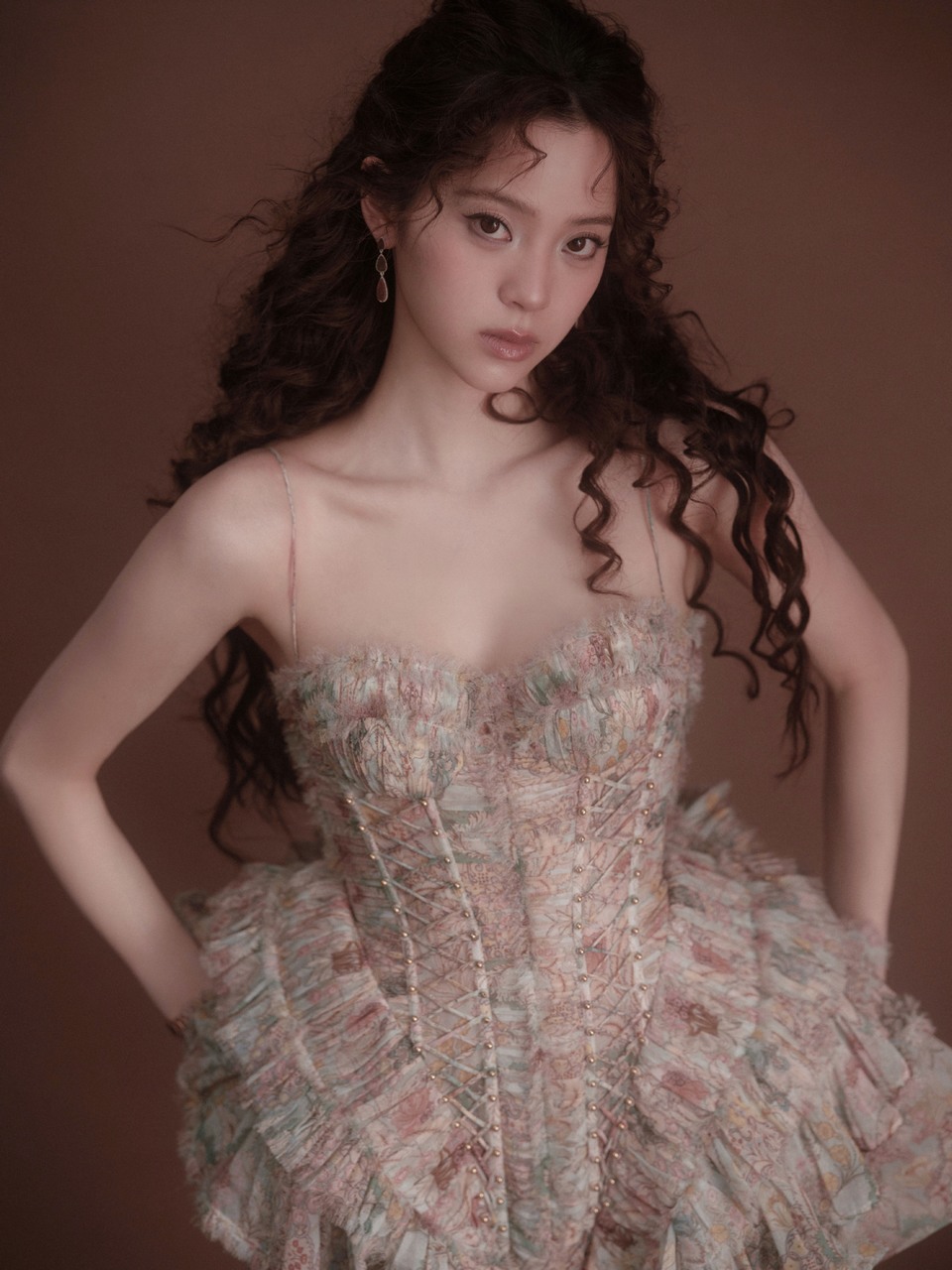 欧阳娜娜数以百计的瞬间 堆叠着落下锚点  第6张