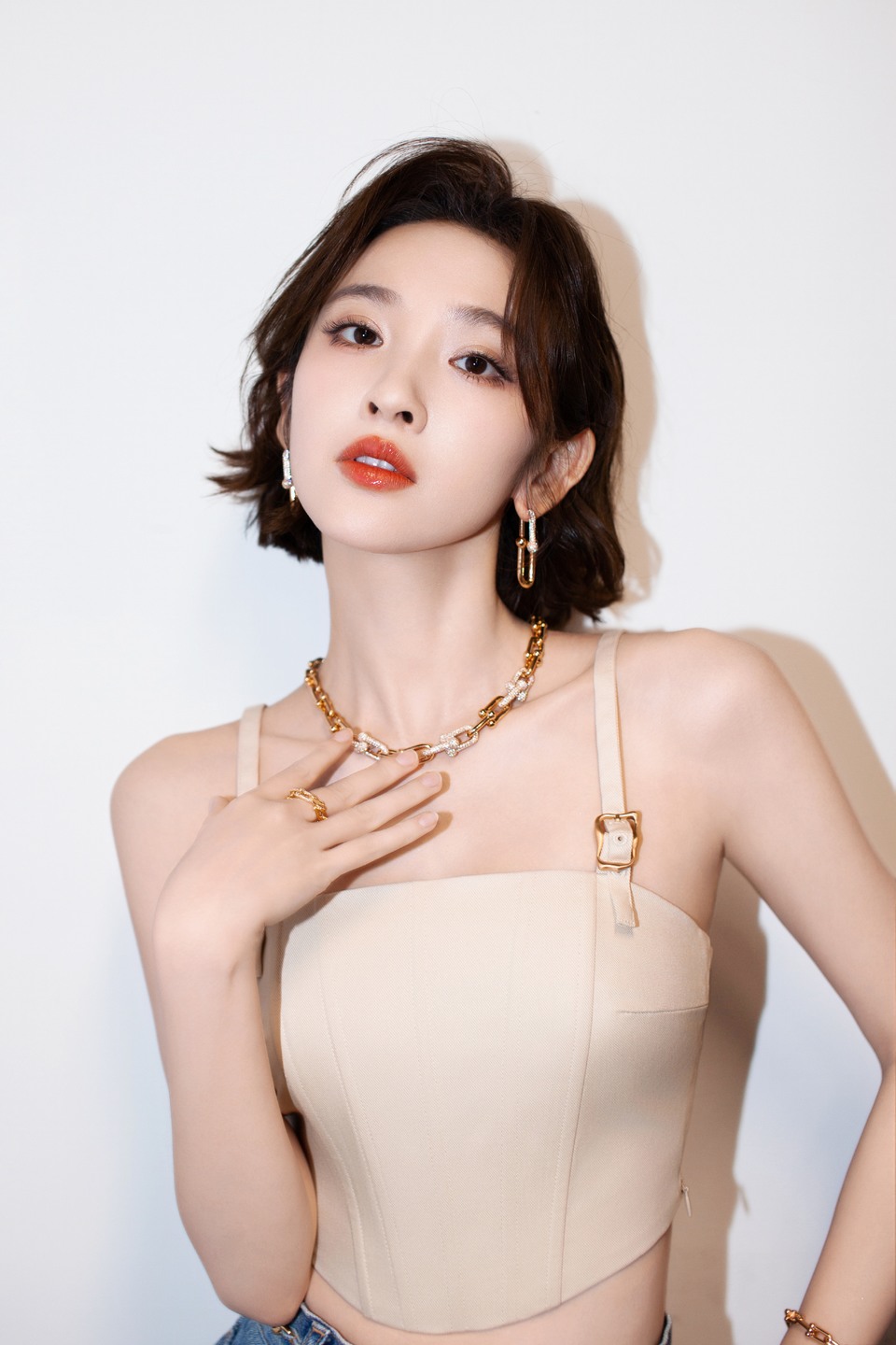 唐艺昕藏万般柔情于心底 一键调频即刻解锁  第10张
