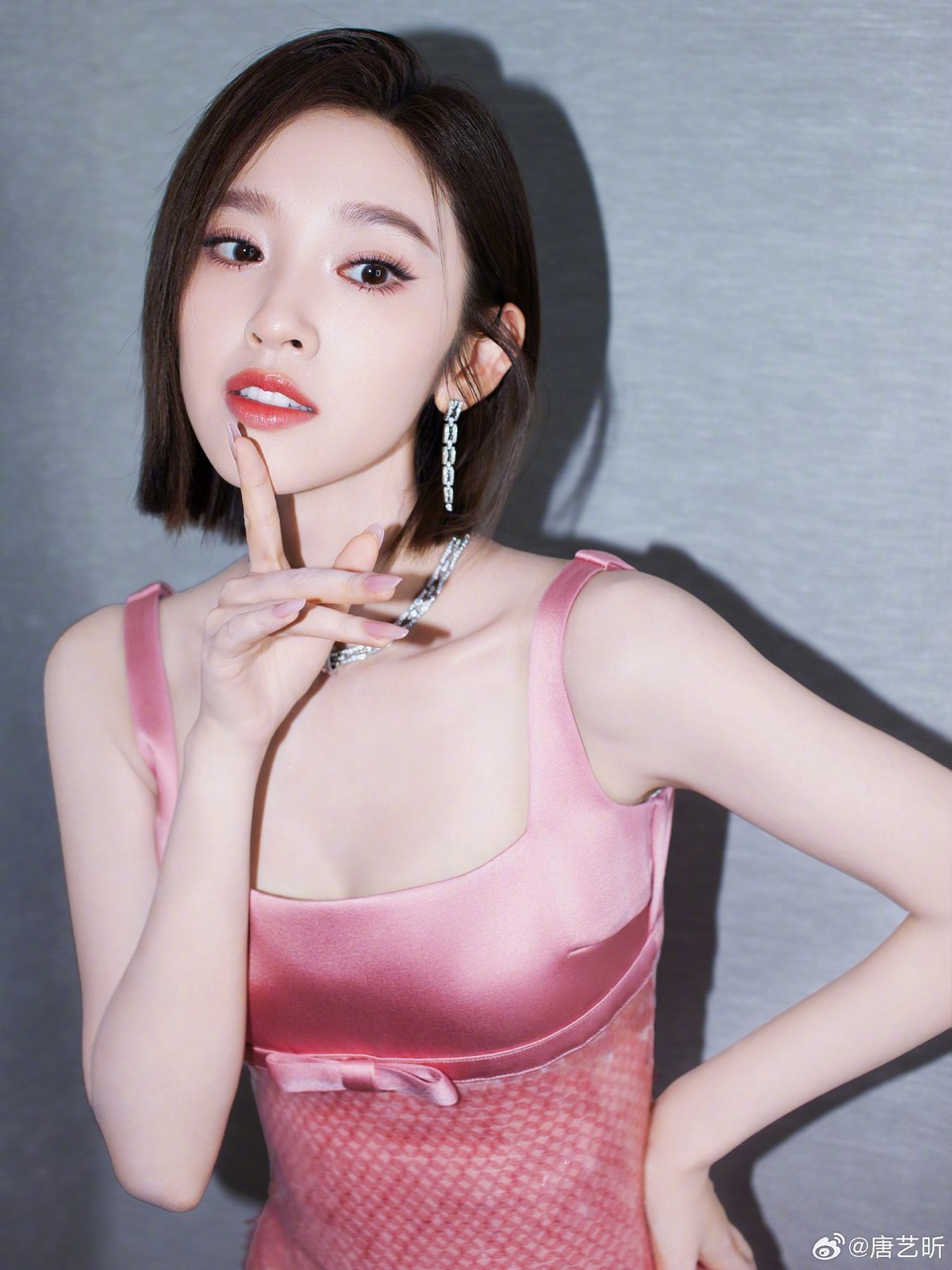 唐艺昕恬淡自如静好盛放 一帧一态温柔亦明媚  第7张