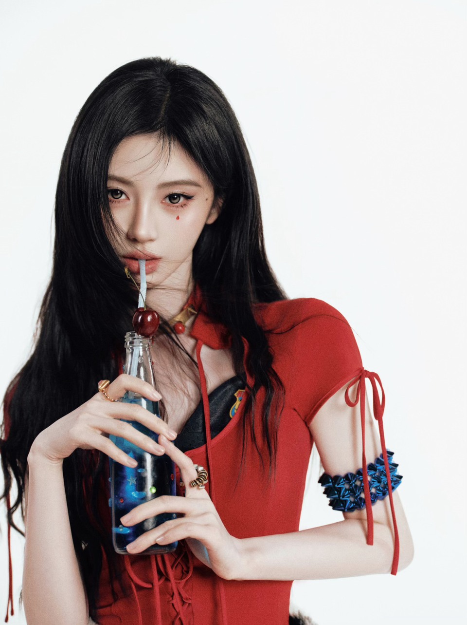 鞠婧祎红运辣妹绮丽曙光 绯色流光照见星河  第7张