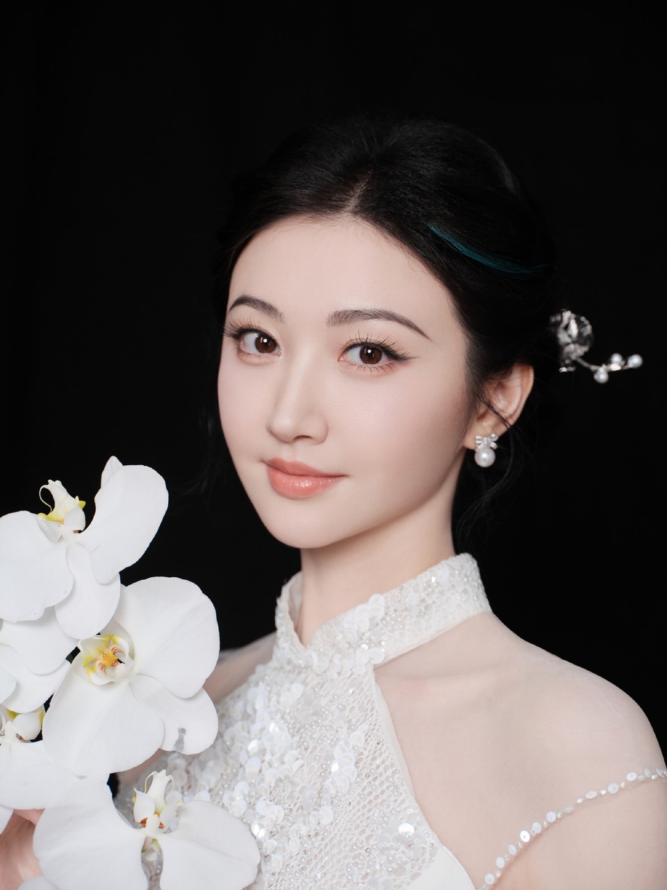 景甜散发一缕东方气韵 流转其间盈满柔光