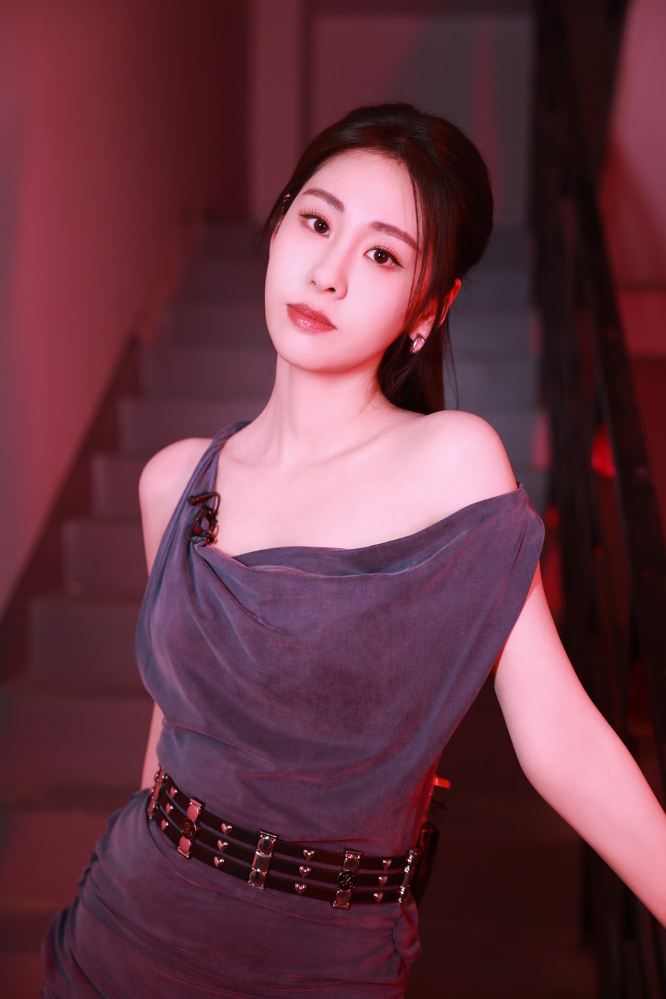张碧晨质感与光影交融 是永不褪色的优雅  第9张