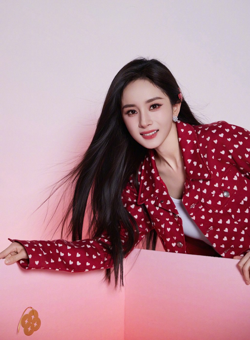杨幂红马驰骋 当所有奇思妙想汇聚在一个画面里  第10张