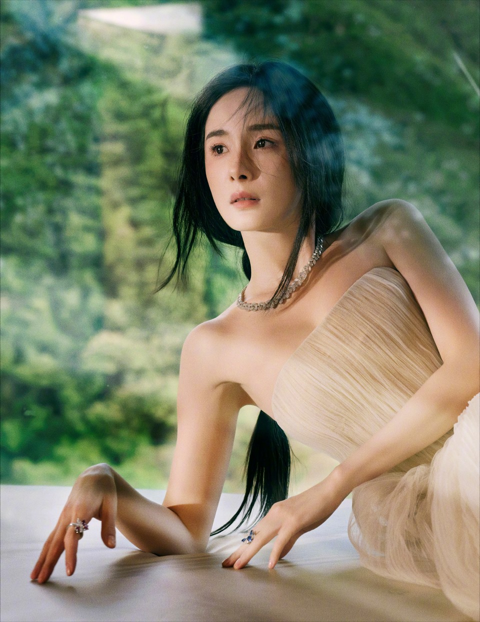 杨幂静谧之中守着伊始的美好 万物掠过无声中方显本真  第11张
