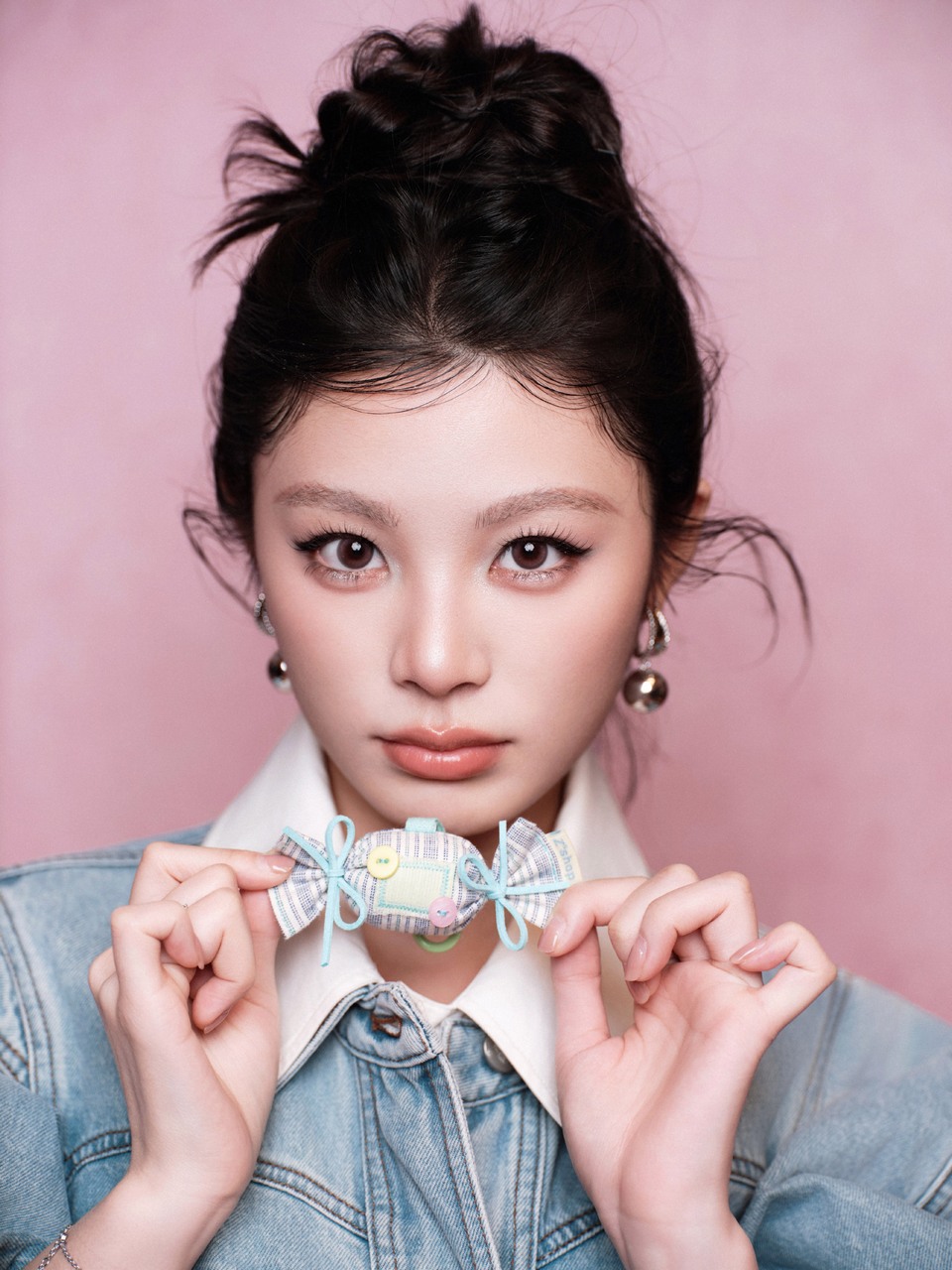 姚晓棠自由洒脱鲜活利落 温柔晚风里甜酷加倍  第8张