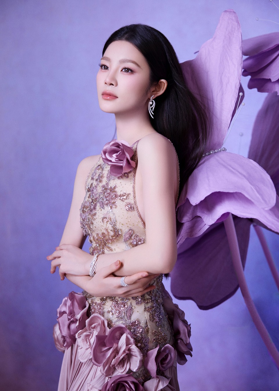 姚晓棠淡紫微漾 湾区晚风轻拂吹来阵阵乐声  第2张