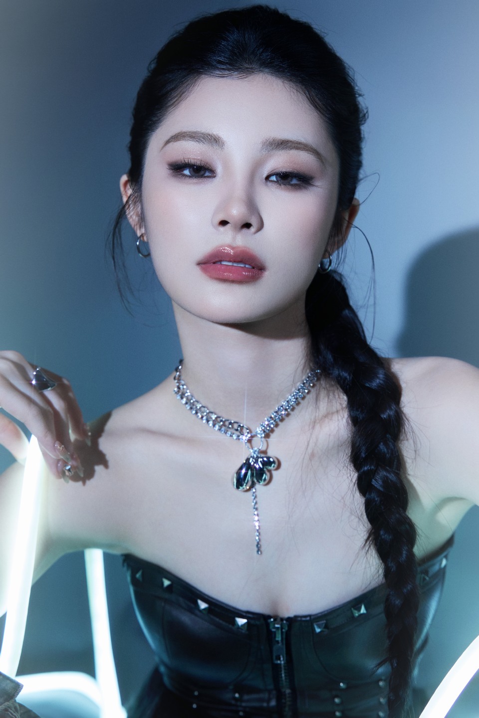 姚晓棠拓开神秘画卷 动态恣意自在漫游其中  第6张