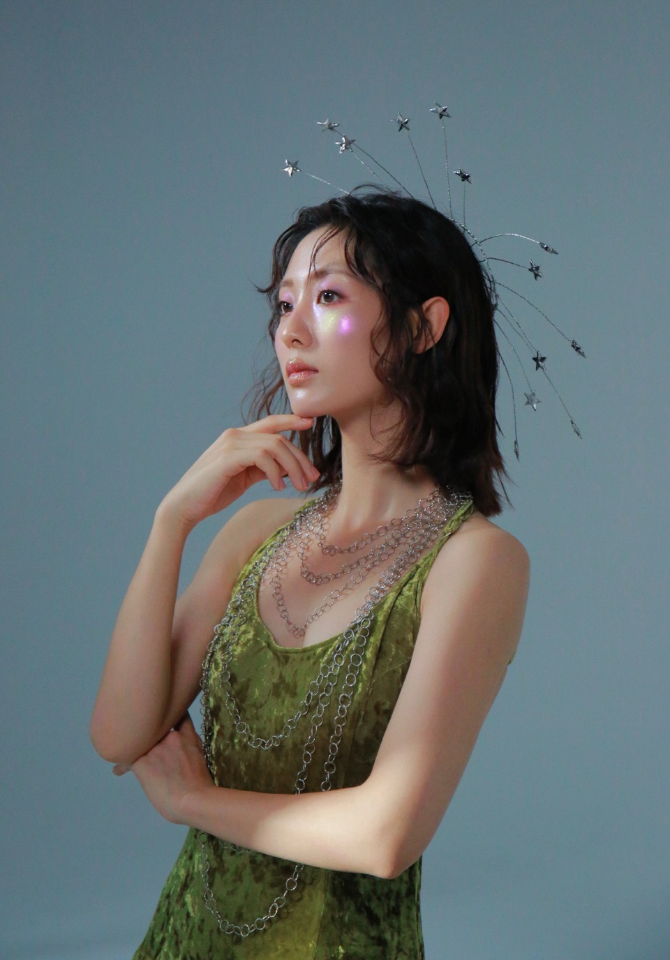 邢菲星河入眸绮彩染面 点亮色彩魔法邂逅梦幻世界