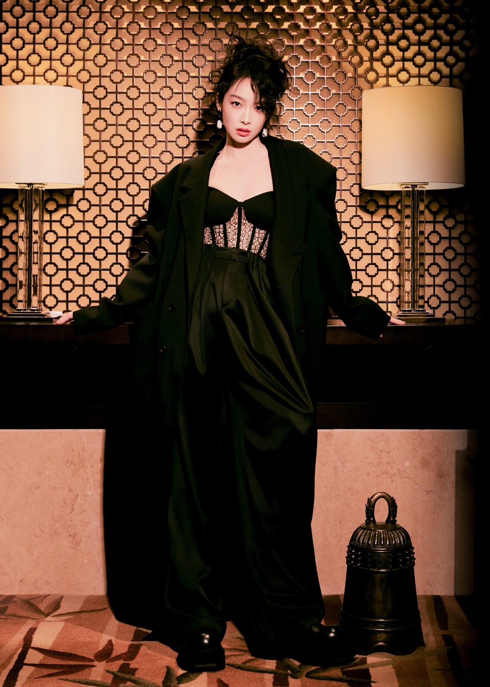宋茜黑是克制的张力 松弛里藏着不动声色的惊艳