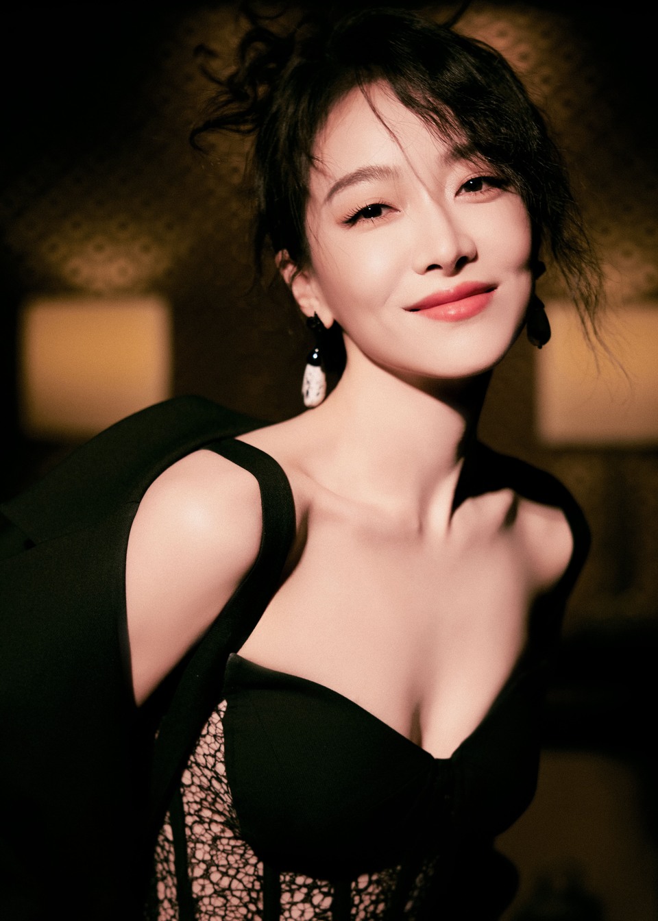宋茜黑是克制的张力 松弛里藏着不动声色的惊艳  第7张